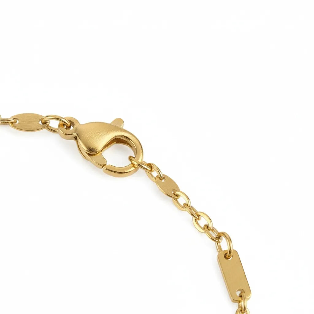 Bijoux Old Money - old money style