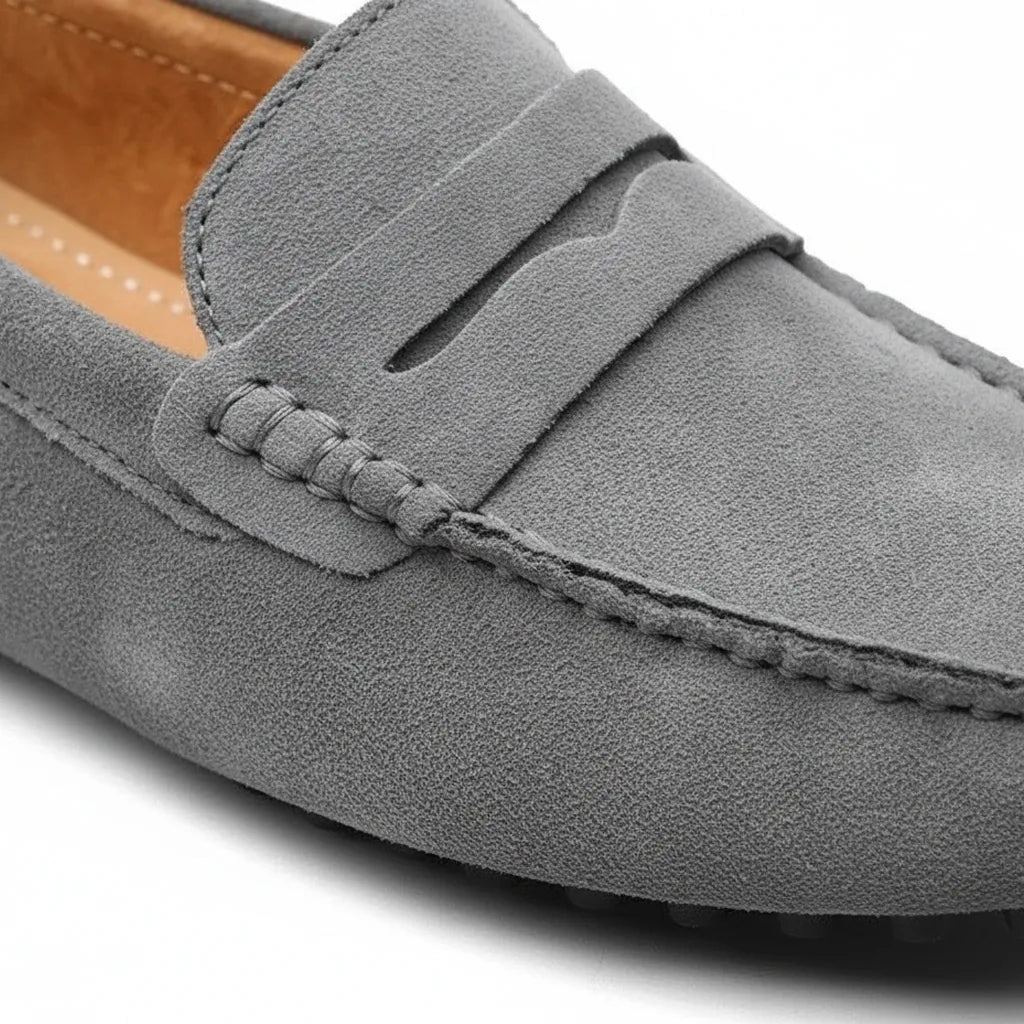 Mocassin en Daim Homme Gris - old money style