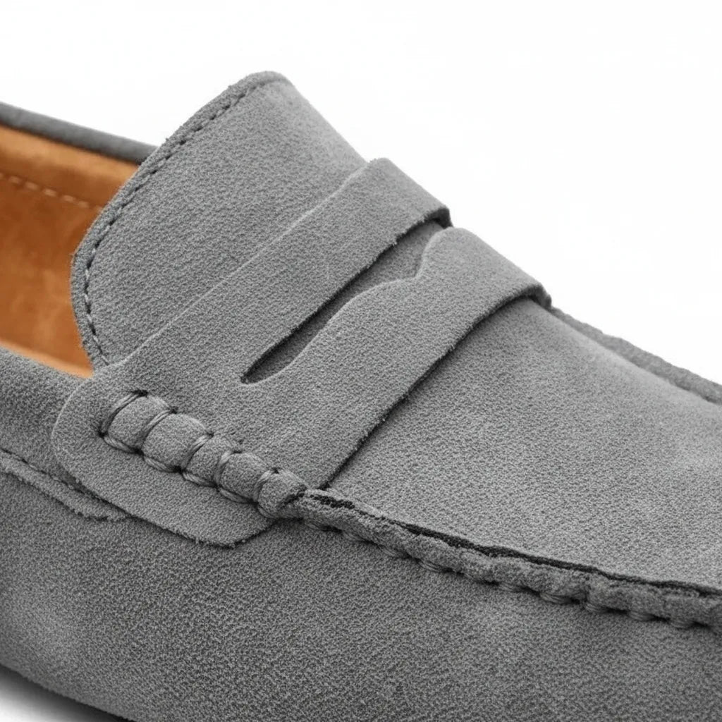 Mocassin en Daim Homme Gris - old money style